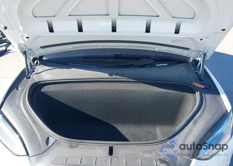 2022 Tesla Model X Dual Motor All-Wheel Drive z USA, uszkodzony, nr VIN 7SAXCBE58NF343818